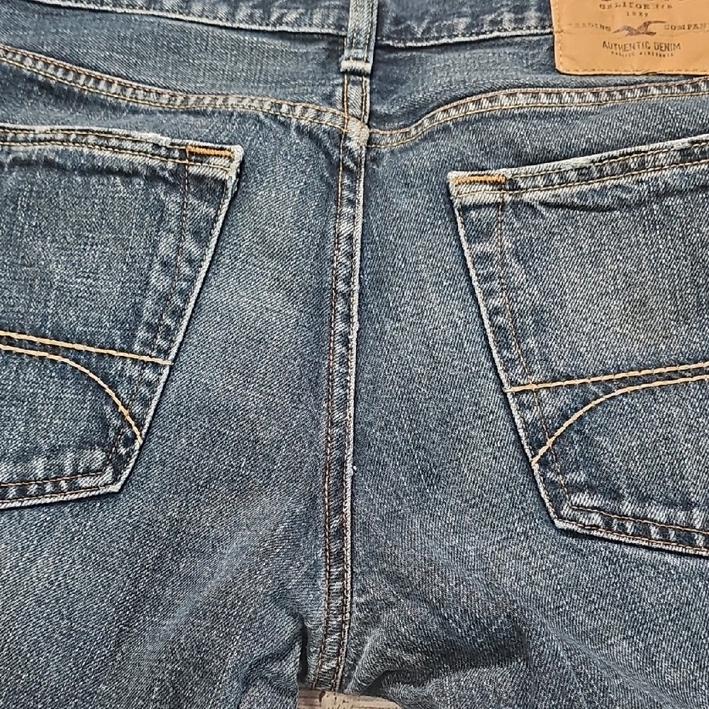 Hollister 32x30 Men's Blue Straight Jeans - Picture 13 of 14